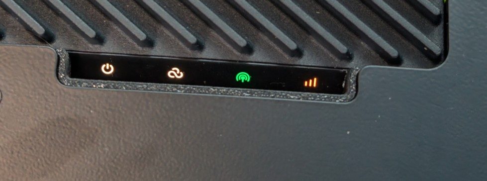 Rapid Connective Case lights, including Power, Cloud, Modem and Signal Strength